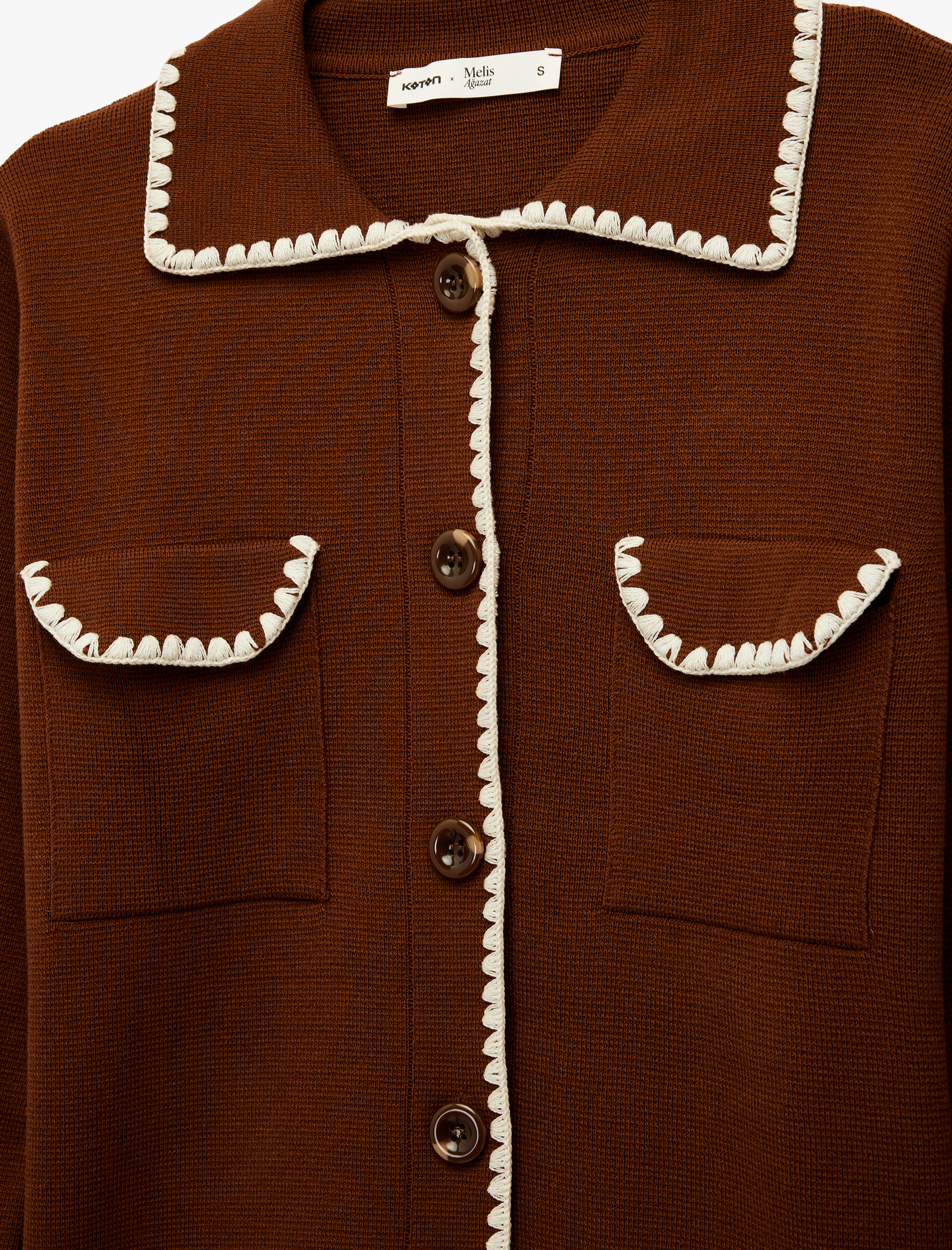   Koton X Melis Ağazat - Cepli Dikiş Detaylı Uzun Kollu Gömlek Yaka Triko Hırka