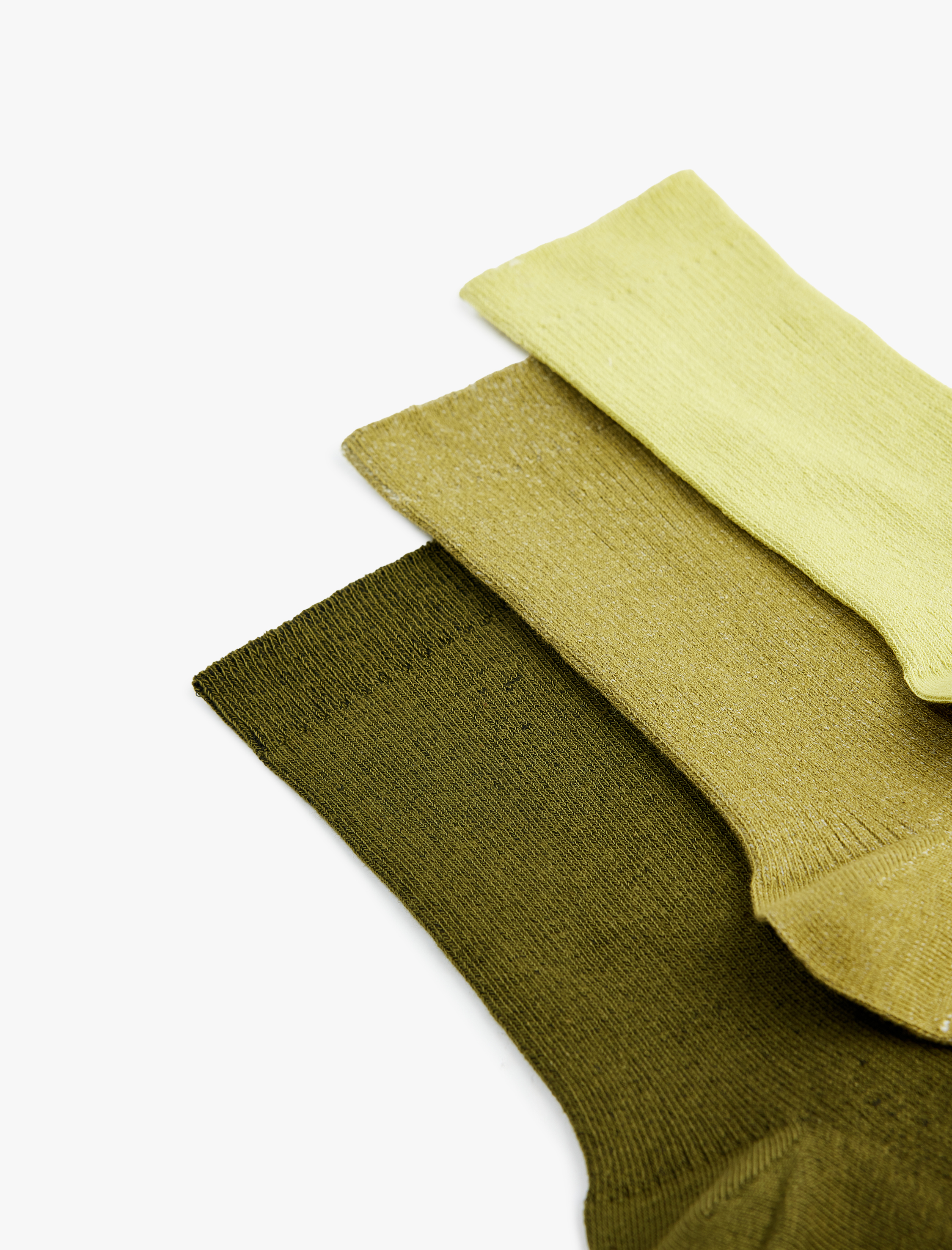  Kadın Çok Renkli Pamuklu 3'lü Soket Çorap Seti