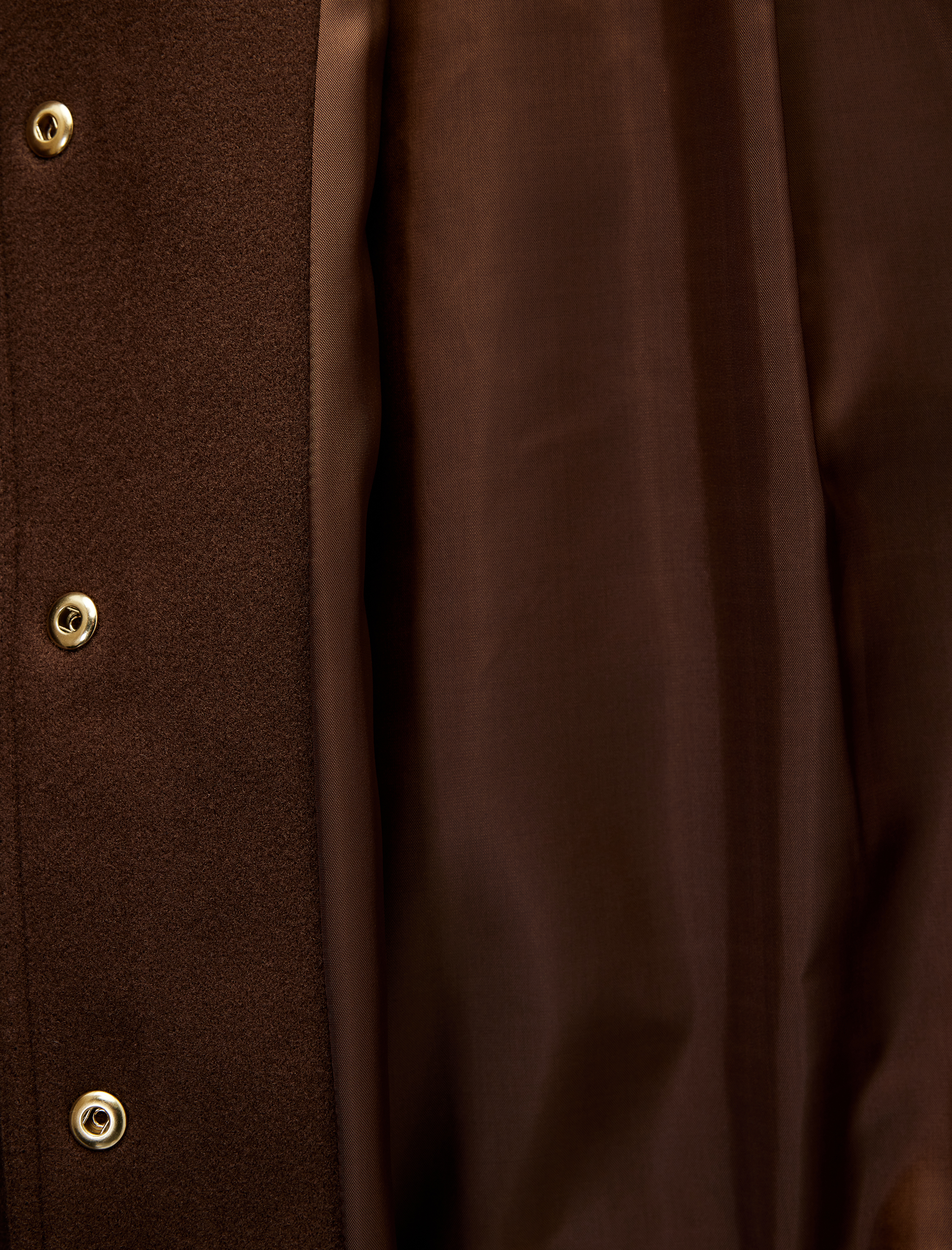   Uzun Kollu Cepli Düğmeli Kısa Kaşe Mont