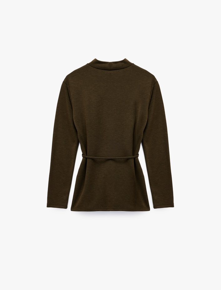  Slim Fit Uzun Kollu Hafif Dik Yaka Kemerli Tişört