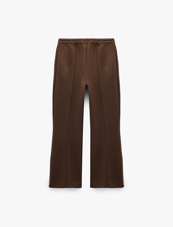  Koton X Sibil Çetinkaya - Nervür Detaylı Düz Paça Pantolon