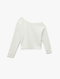 Rahat Kalıp Uzun Kollu Asimetrik Yaka Tişört