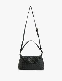 Örgü Detaylı Fermuarlı Askılı Suni Deri Omuz Çantası