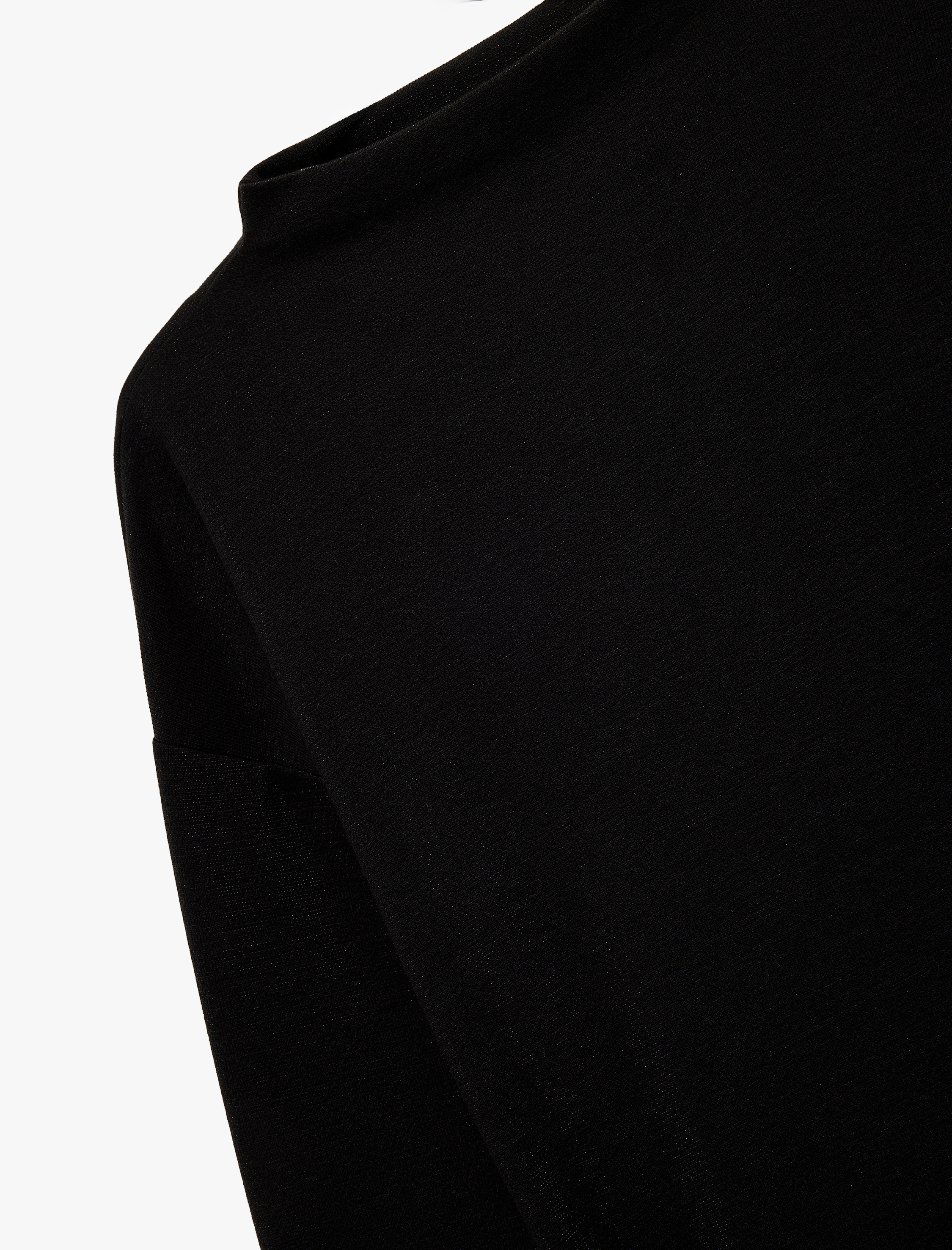   Regular Fit Uzun Kollu Dik Yaka Kemerli Kazak