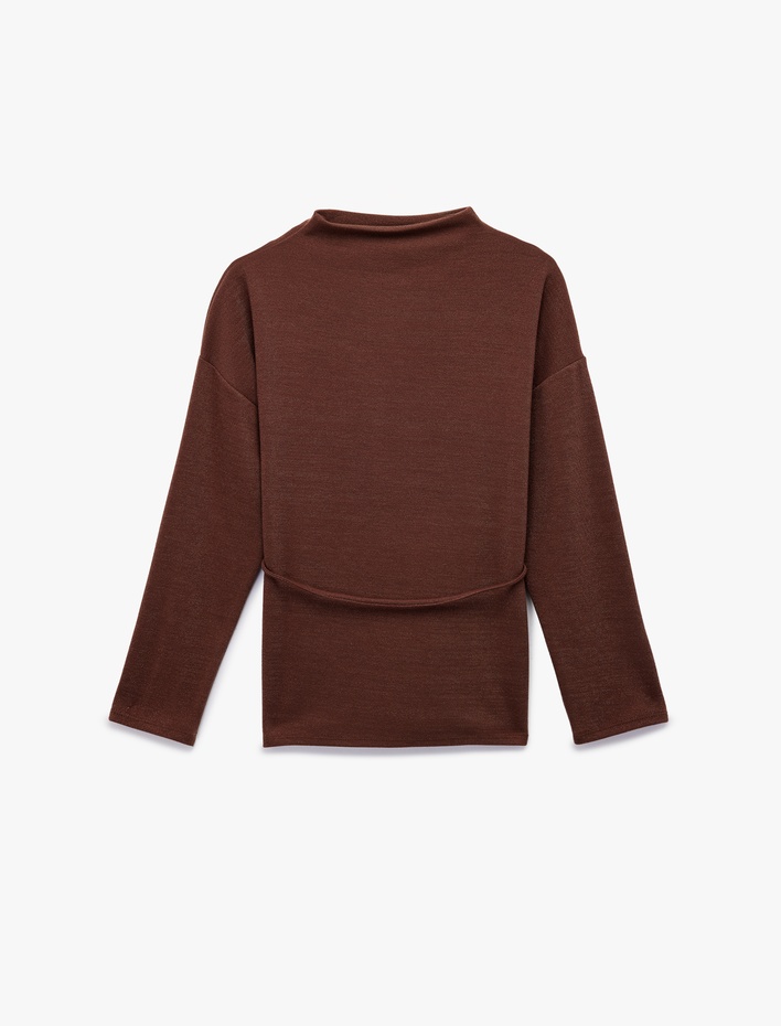  Regular Fit Uzun Kollu Dik Yaka Kemerli Kazak