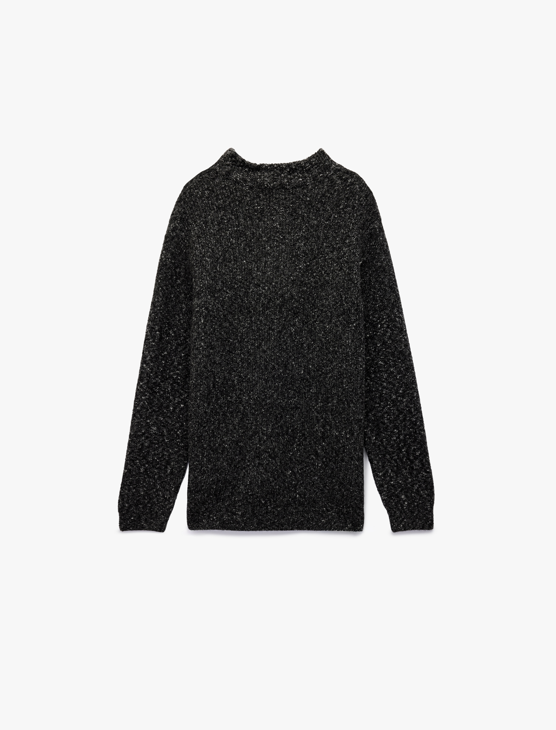   Uzun Kollu Desenli Yarım Fermuarlı Triko Kazak