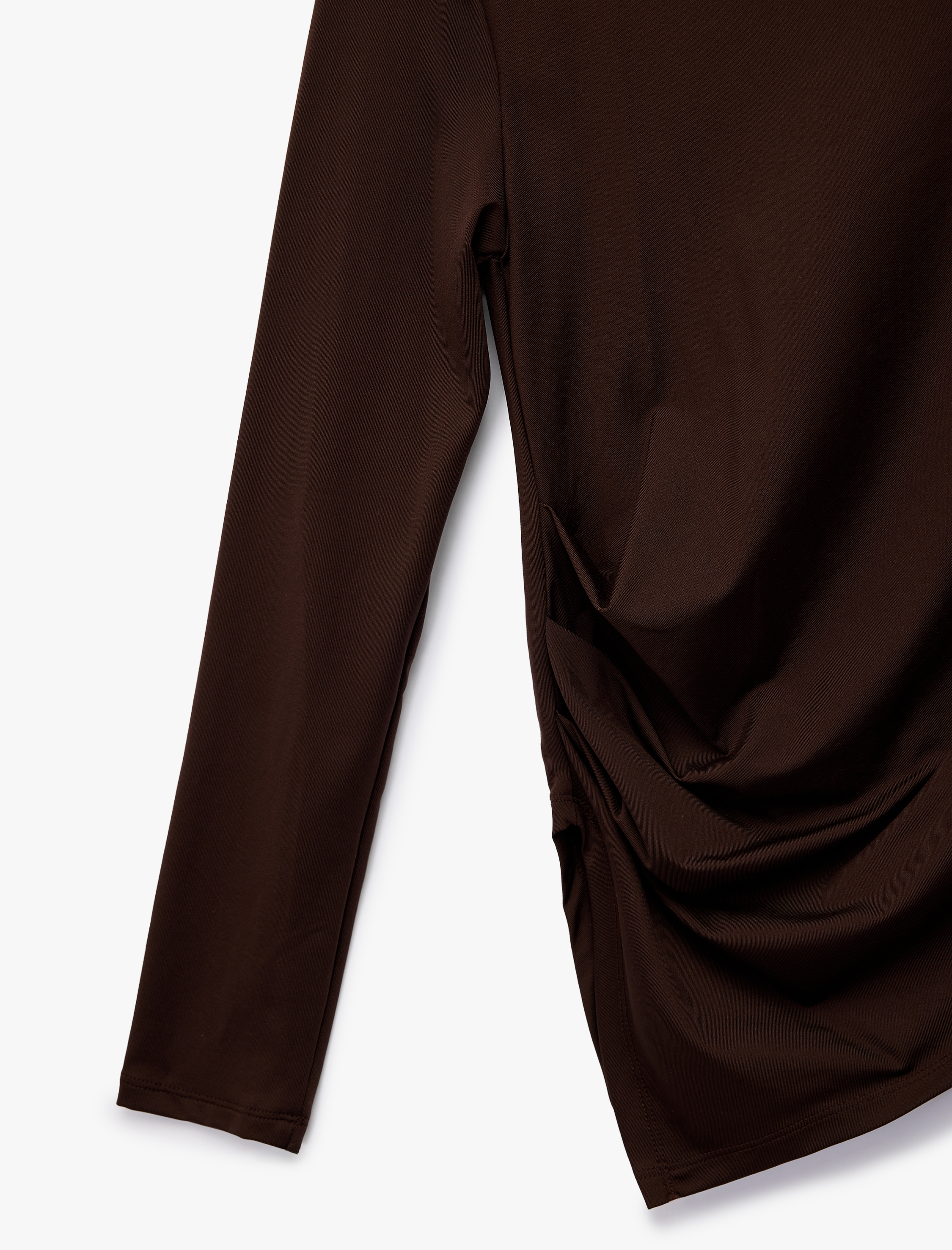   Slim Fit Asimetrik Kesim Drapeli Uzun Kollu Tişört