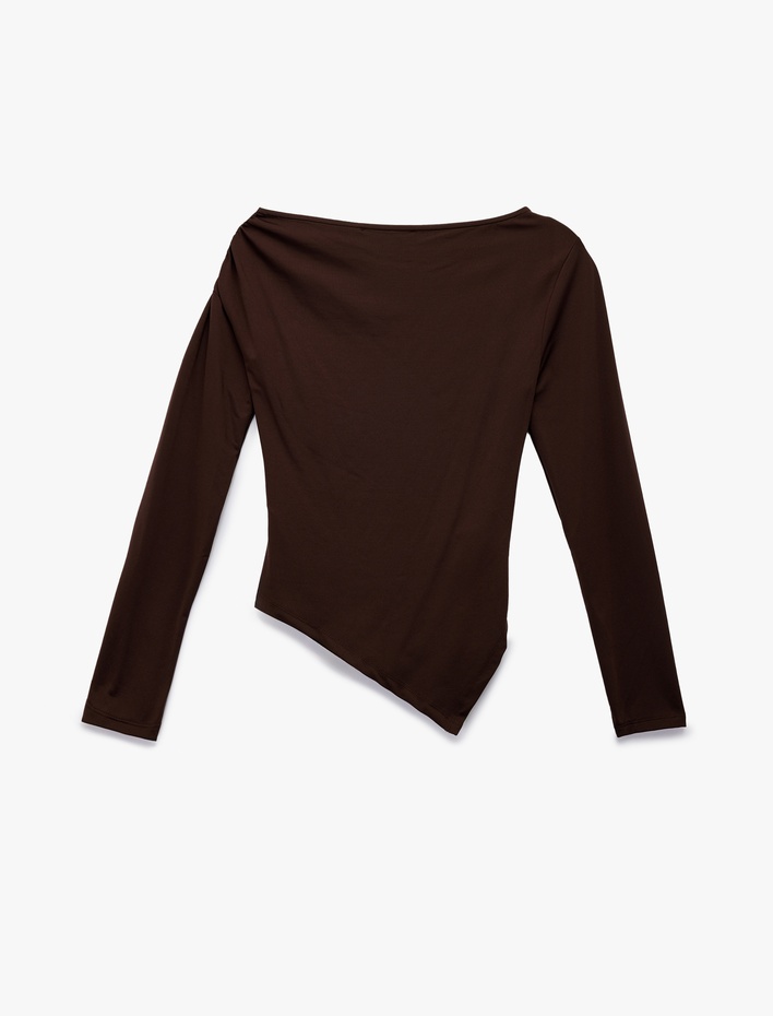  Slim Fit Asimetrik Kesim Drapeli Uzun Kollu Tişört