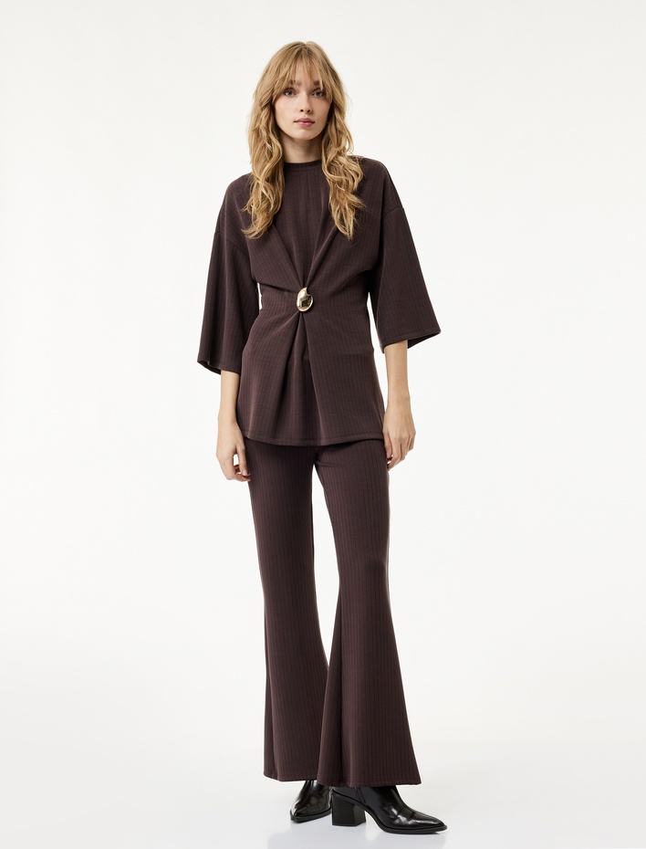  Rahat Kalıp Modal Kumaş 3/4 Kol Bisiklet Yaka Aksesuar Detaylı Uzun Tişört