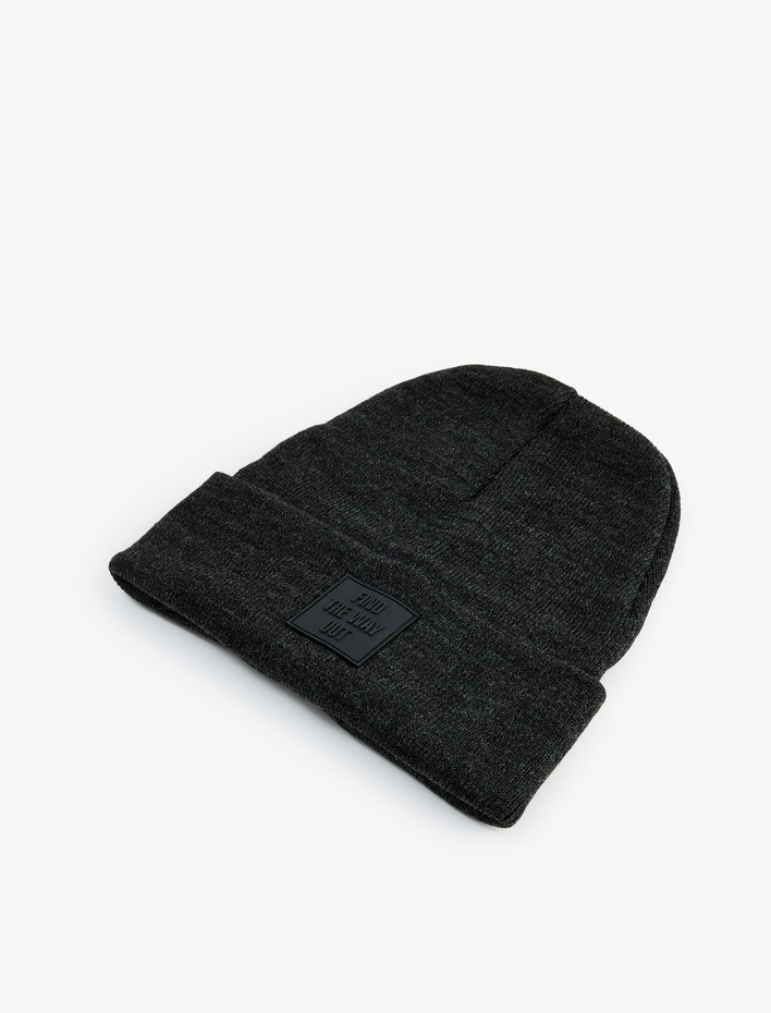 Erkek Etiket Detaylı Katlı Basic Bere