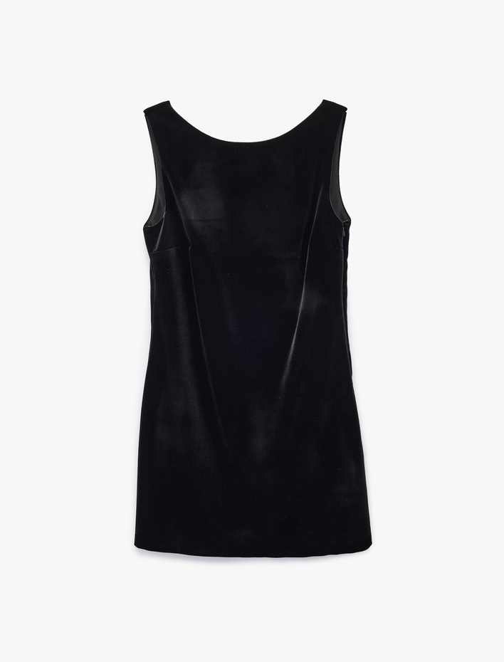  Kolsuz Fiyonklu A Kesim V Yaka Kadife Mini Abiye Elbise