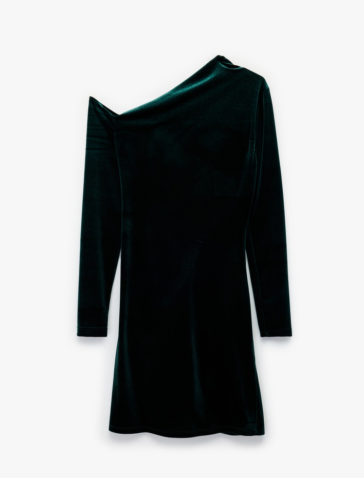  Slim Fit Uzun Kollu Asimetrik Yaka Taşlı Mini Kadife Elbise