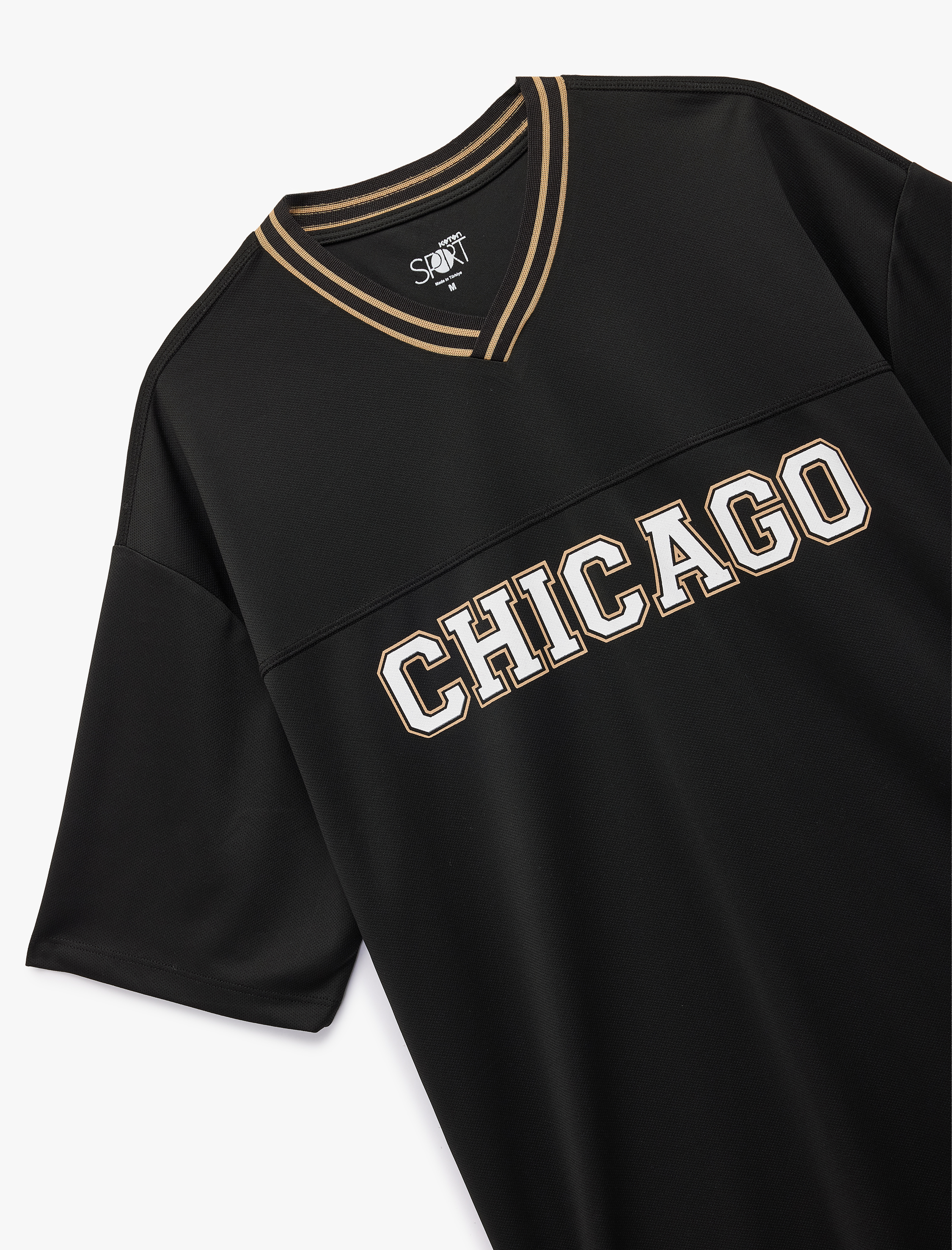   Kısa Kollu Çizgi Detaylı V Yaka Baskılı Oversize Spor Tişört