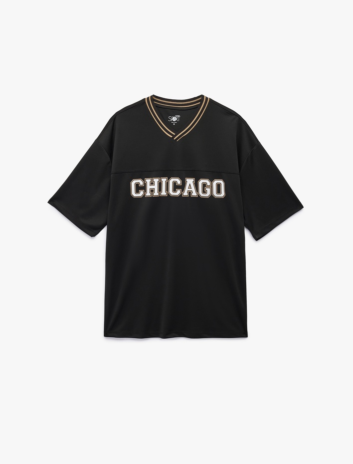  Kısa Kollu Çizgi Detaylı V Yaka Baskılı Oversize Spor Tişört