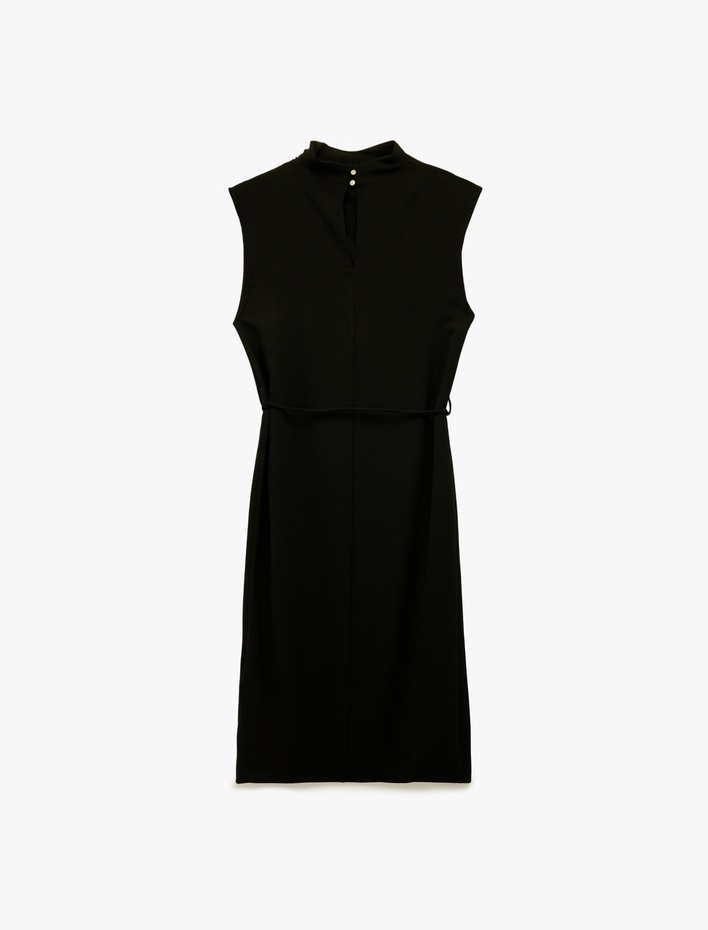  Dik Yaka Kolsuz Midi Drapeli Elbise