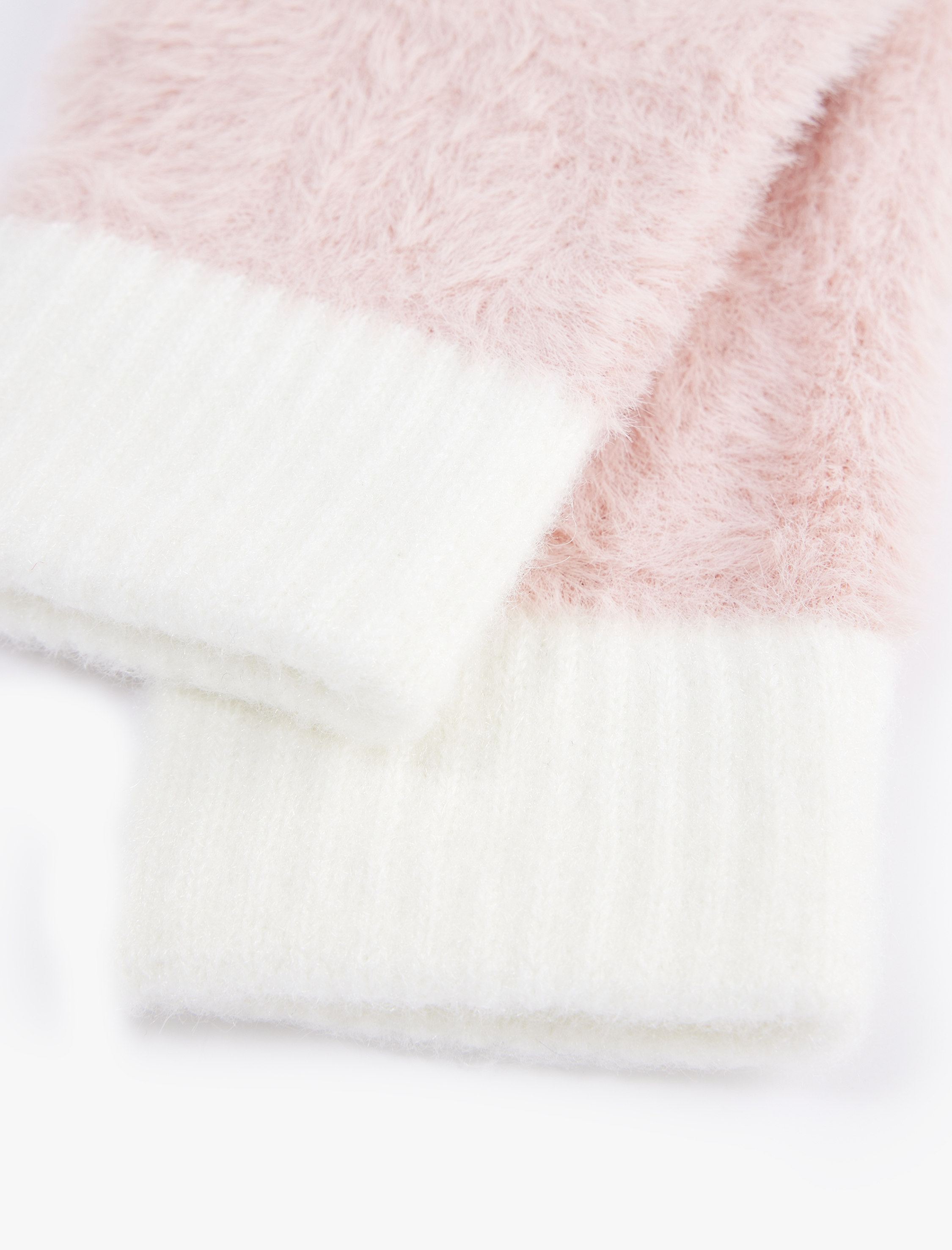  Kız Çocuk Peluş Eldiven Boncuk Detaylı