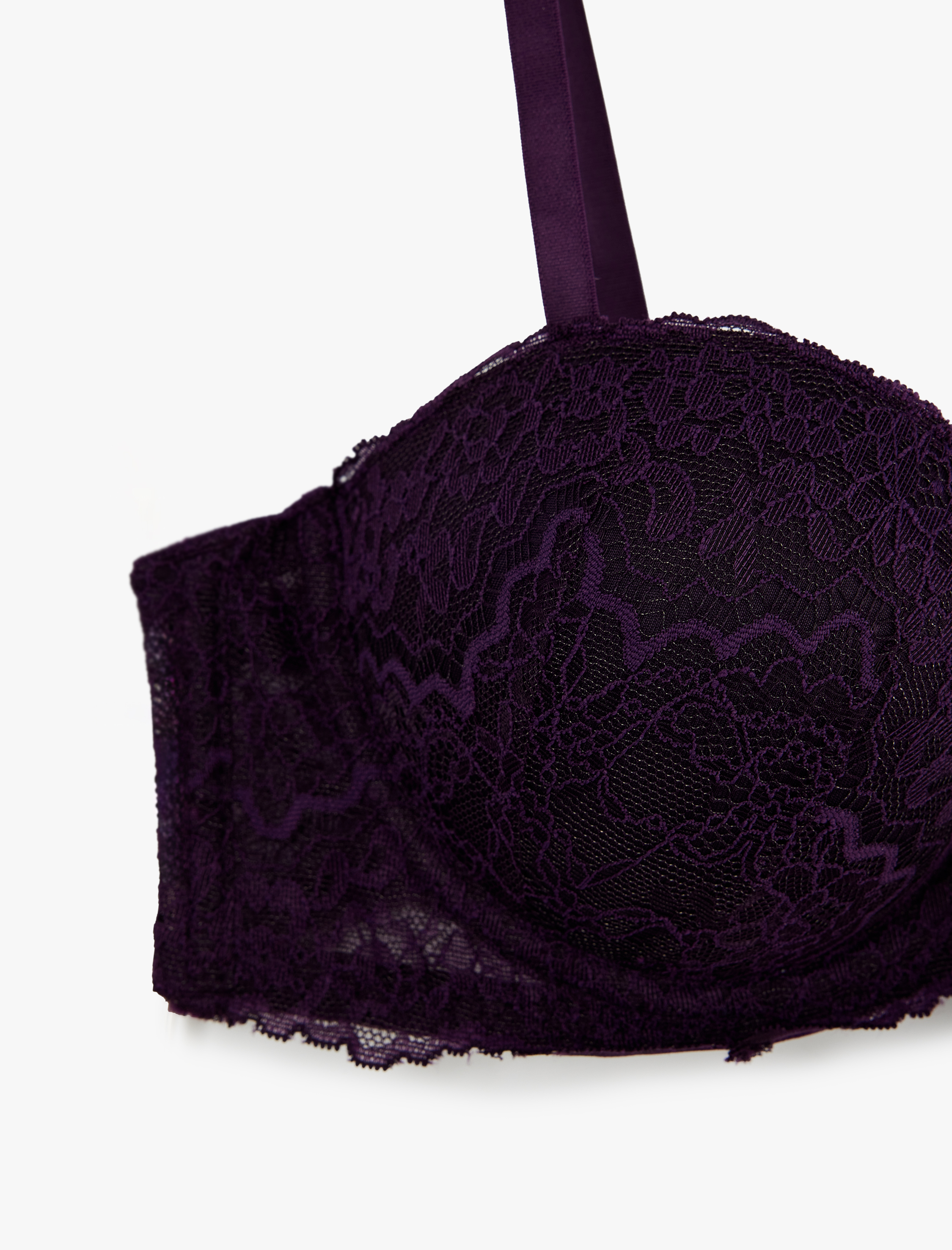   Ekstra Dolgulu Destekli Balensiz Dantelli Sütyen