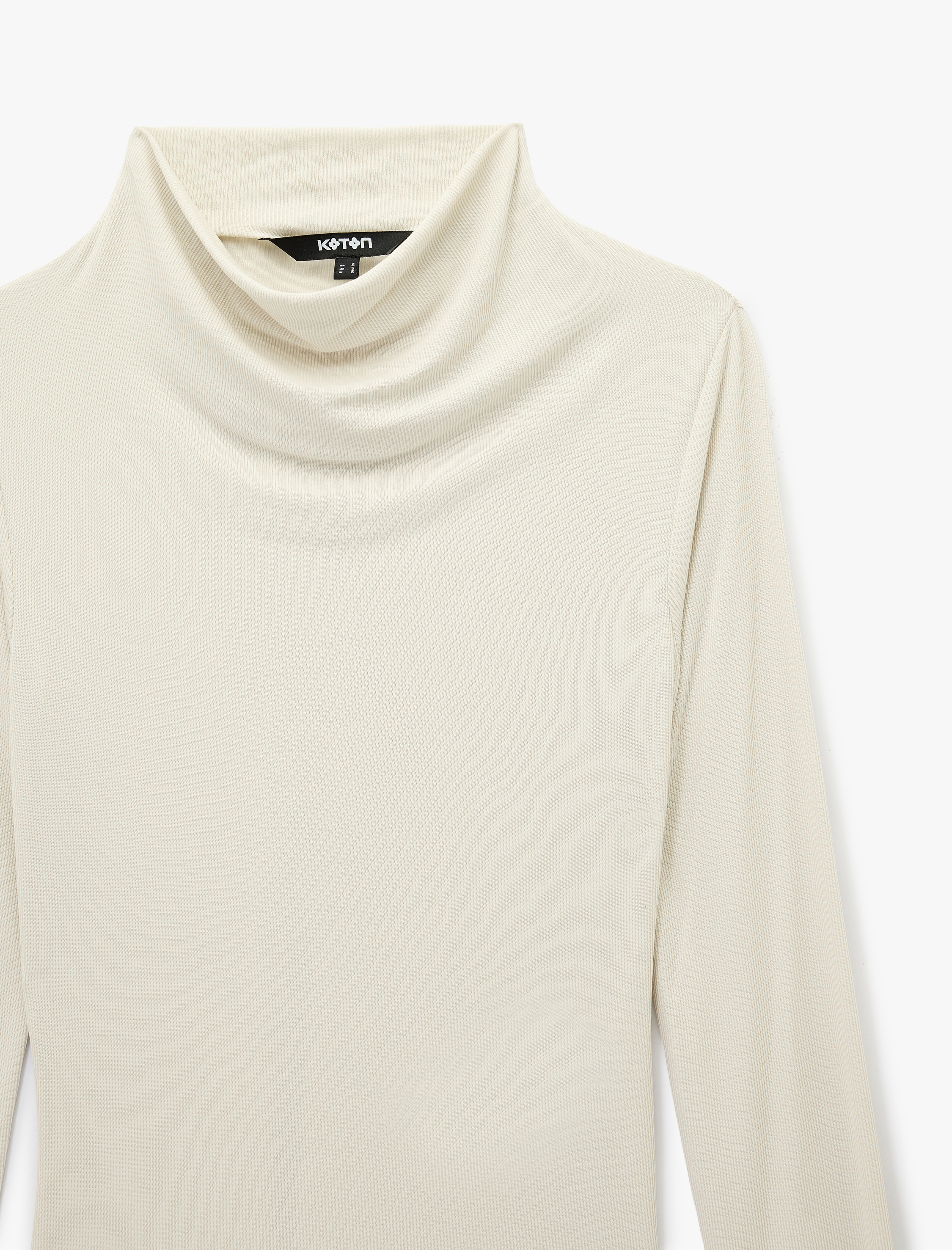   Slim Fit Modal Kumaş Uzun Kollu Dökümlü Dik Yaka Bluz