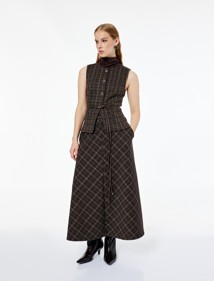  Koton X Melis Ağazat - Mücevher Düğmeli Kemerli Ekose Yelek