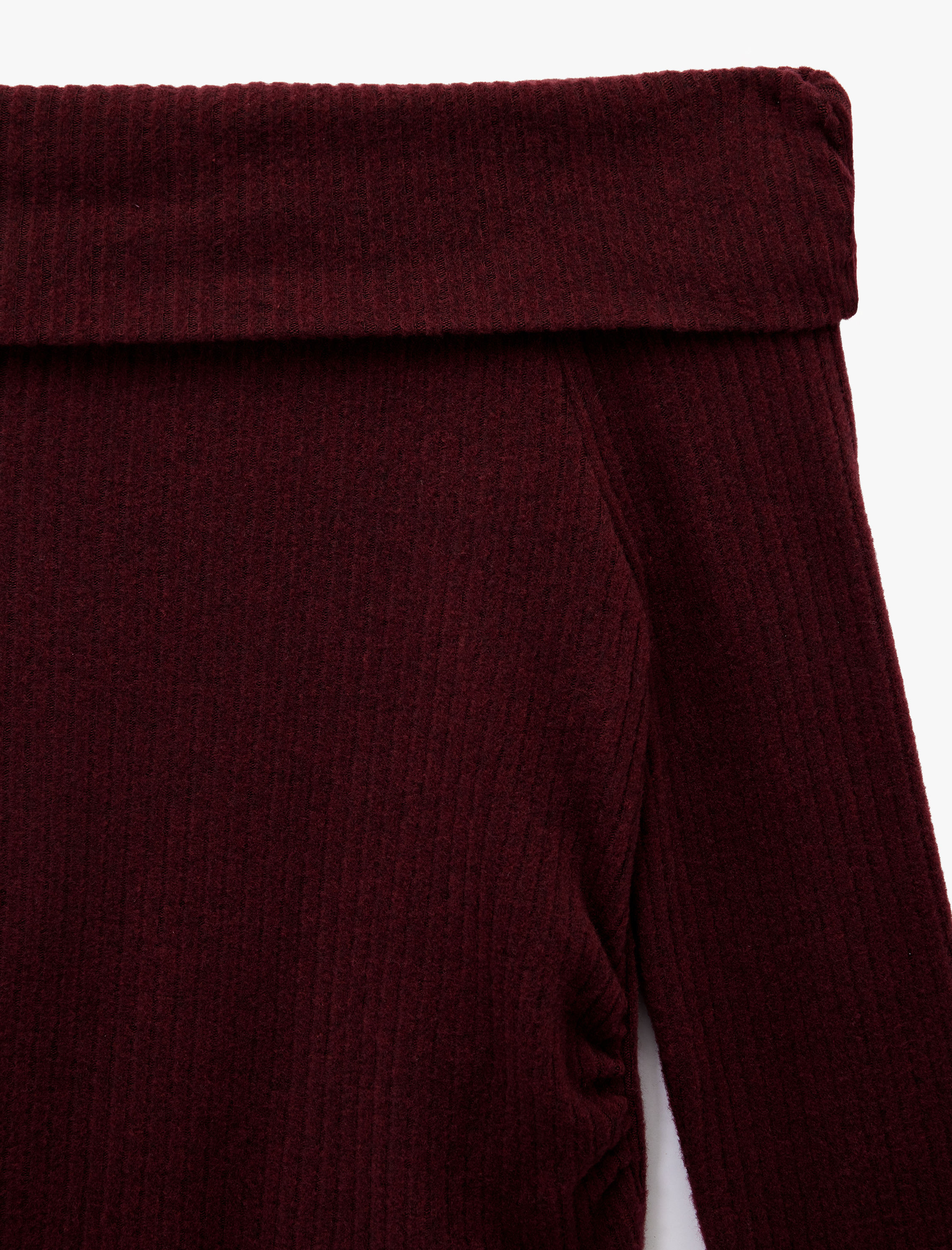   Viskon Karışımlı Kaşkorse Omzu Açık Slim Fit Uzun Kollu Tişört