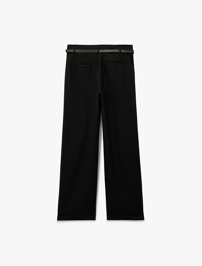  Kemer Detaylı Cepli Geniş Paça Viskon Karışımlı Kumaş Pantolon