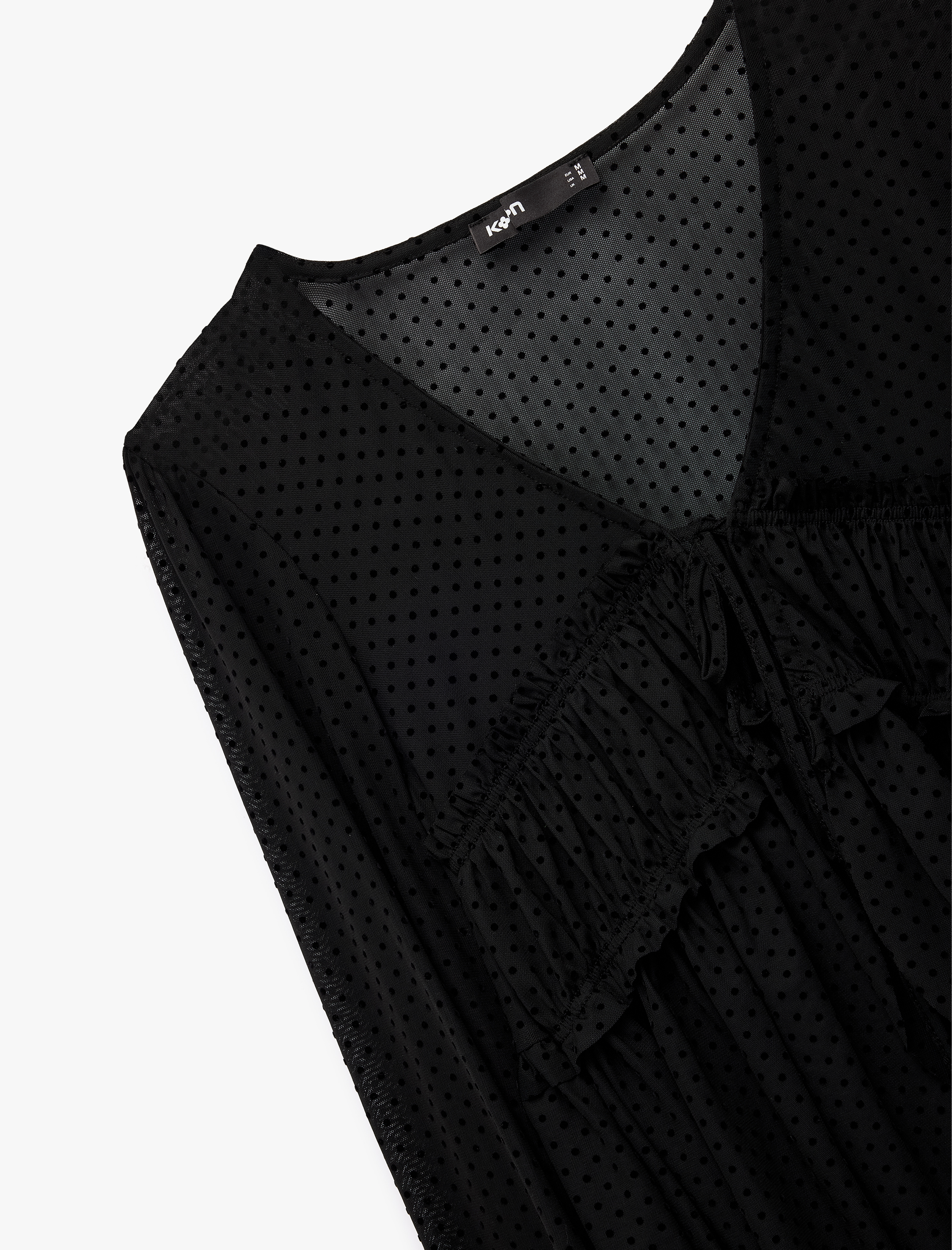   Uzun Kollu Önden Bağlama Detaylı Fırfırlı Puantiyeli Tül Bluz