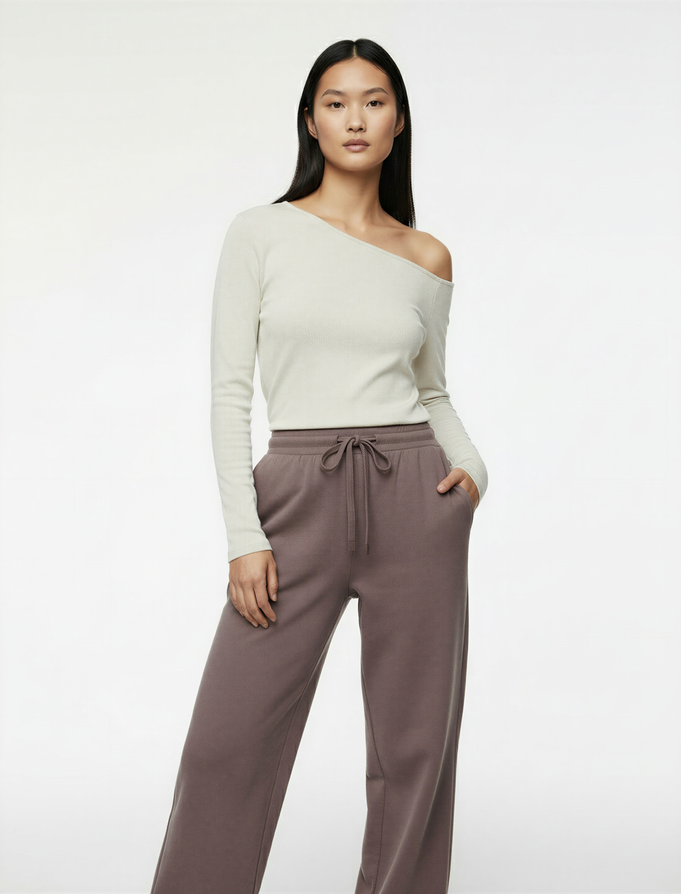   Asimetrik Yaka Slim Fit Omzu Açık Uzun Kollu Tişört