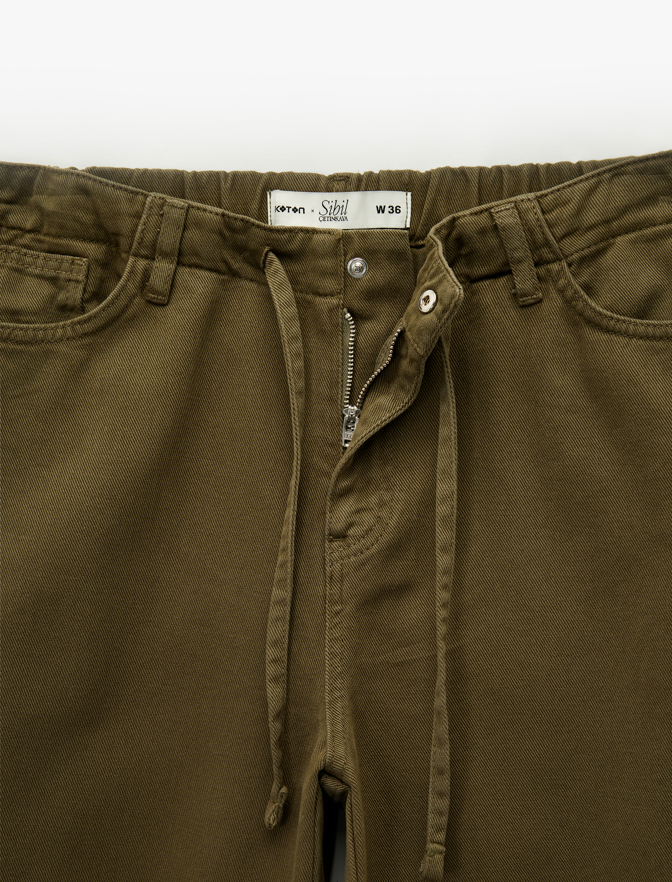   Koton X Sibil Çetinkaya - Rahat Kalıp Beli Bağcıklı Cepli Pantolon - Loose Straight Fit Jean