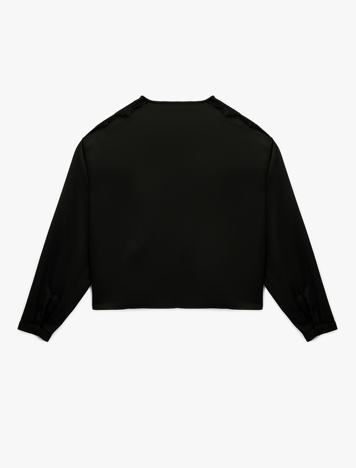  Dantel Detaylı Uzun Kollu V Yaka Bluz