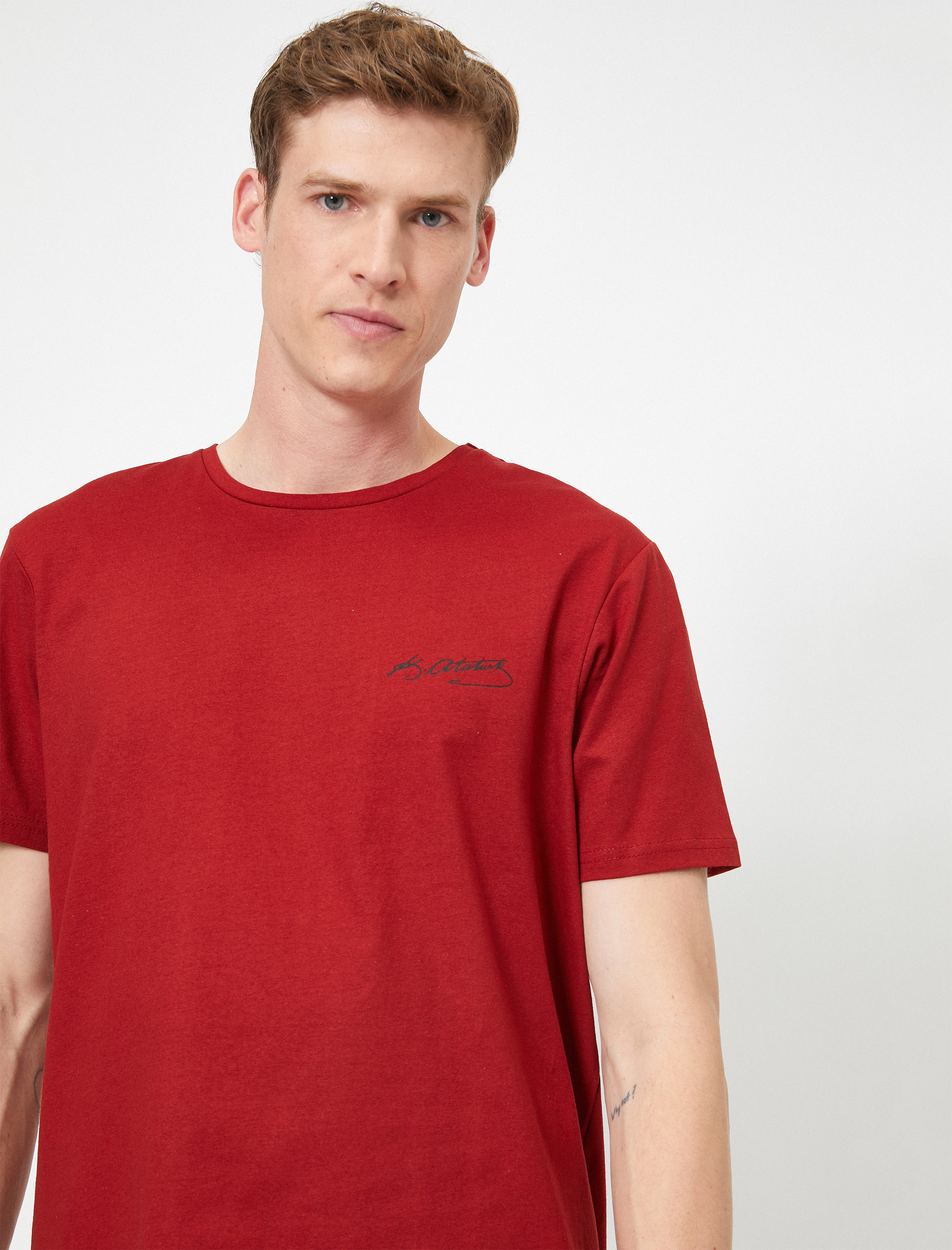   Atatürk Baskılı Tişört