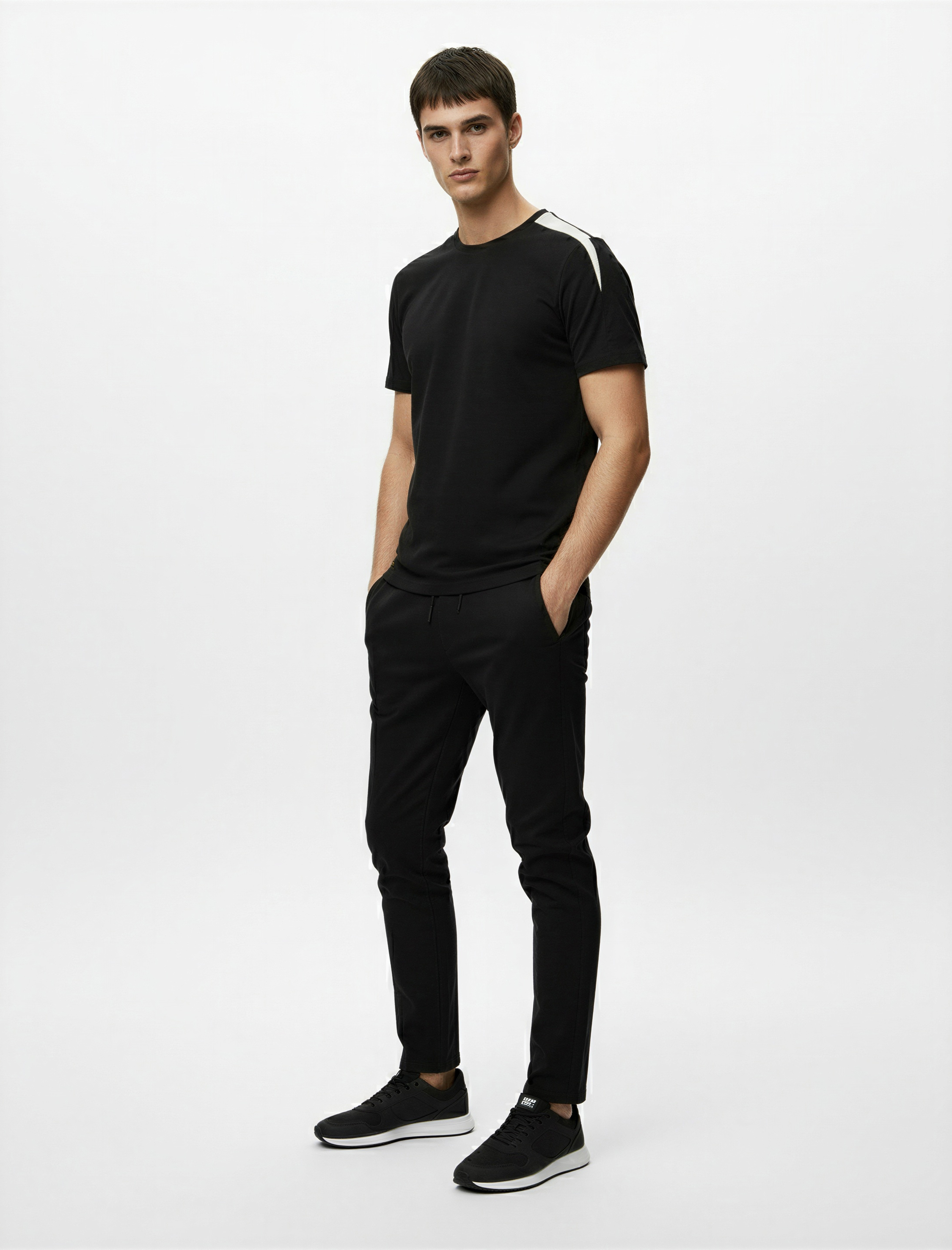   Rahat Kalıp Cepli Beli Bağcıklı Geniş Paça Spor Eşofman Altı