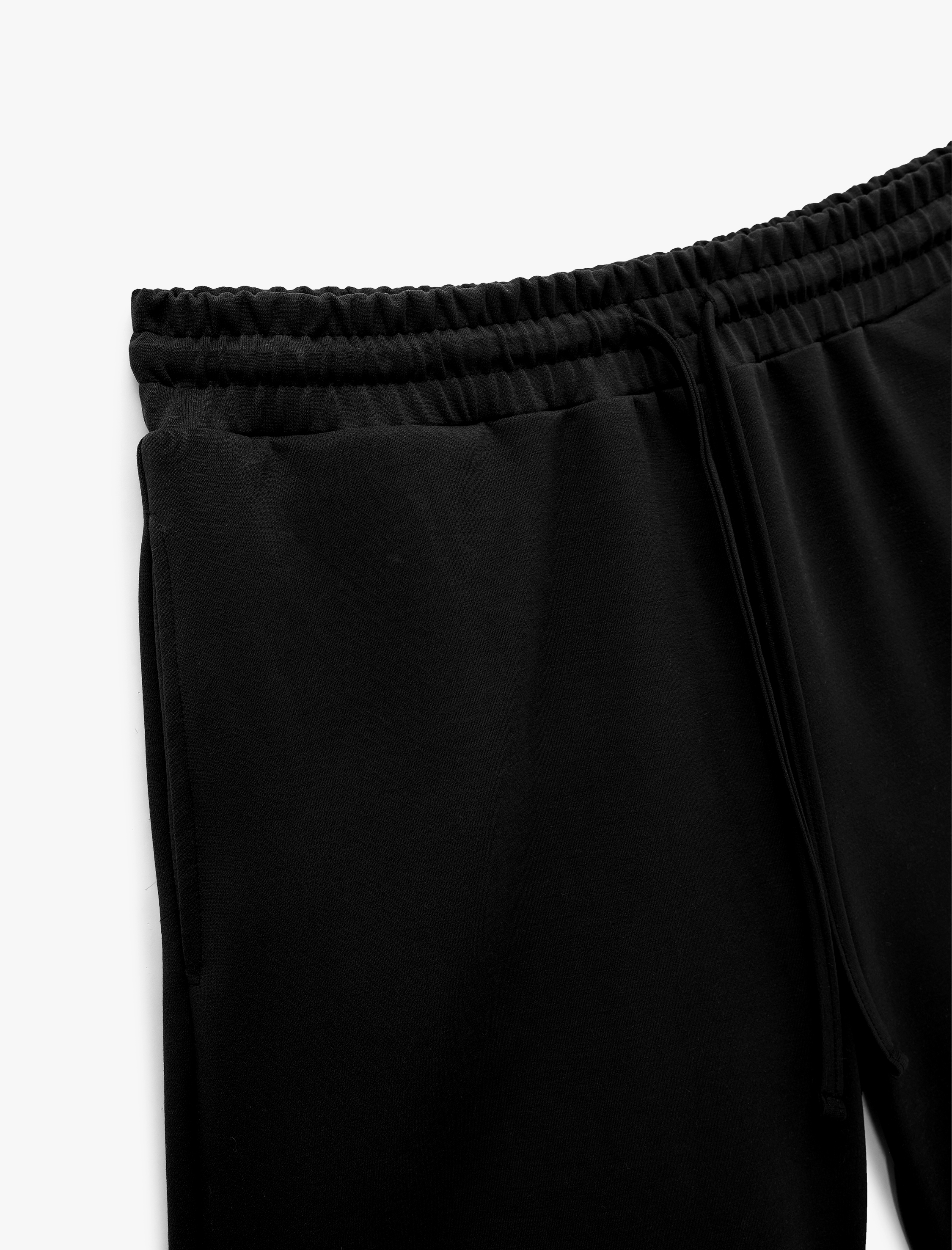   Modal Karışımlı Cepli Beli Bağcıklı Spor Şort