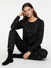 Uzun Kollu Bisiklet Yaka Fiyonk Desenli Kadife Pijama Üstü