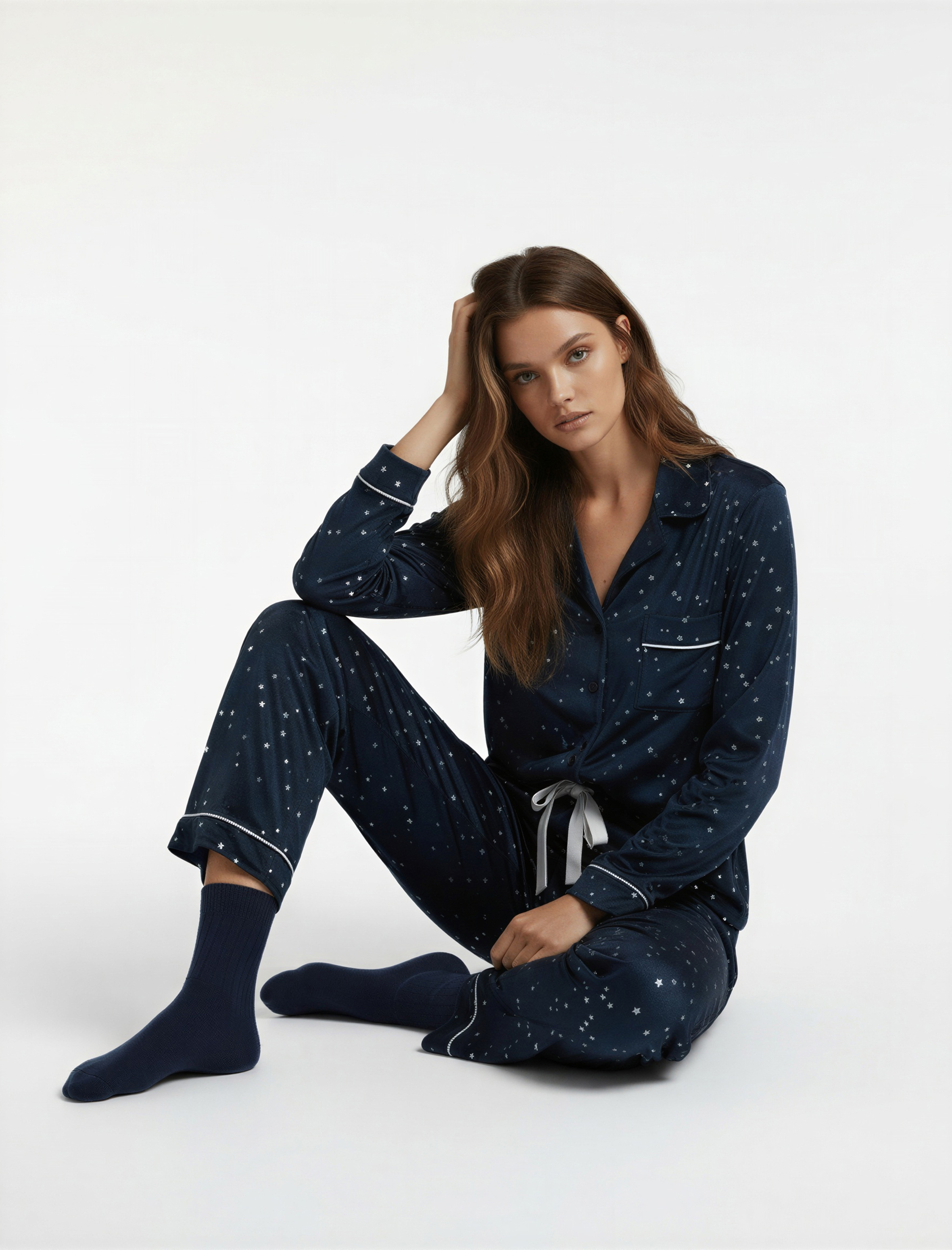   Rahat Kalıp Uzun Kollu Gömlek Yaka Yıldızlı Kadife Pijama Üstü