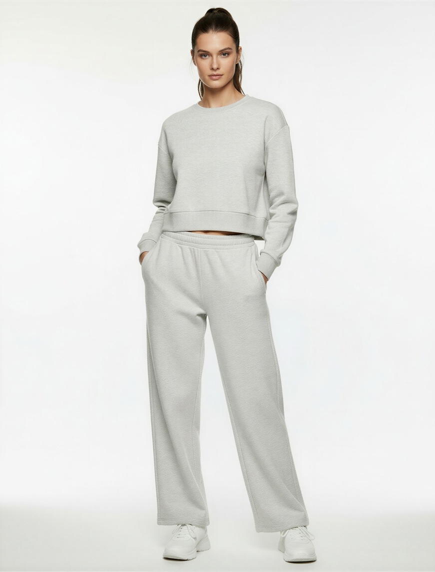Koton Kadın Uzun Kollu Bisiklet Yaka Oversize Crop Spor Sweatshirt