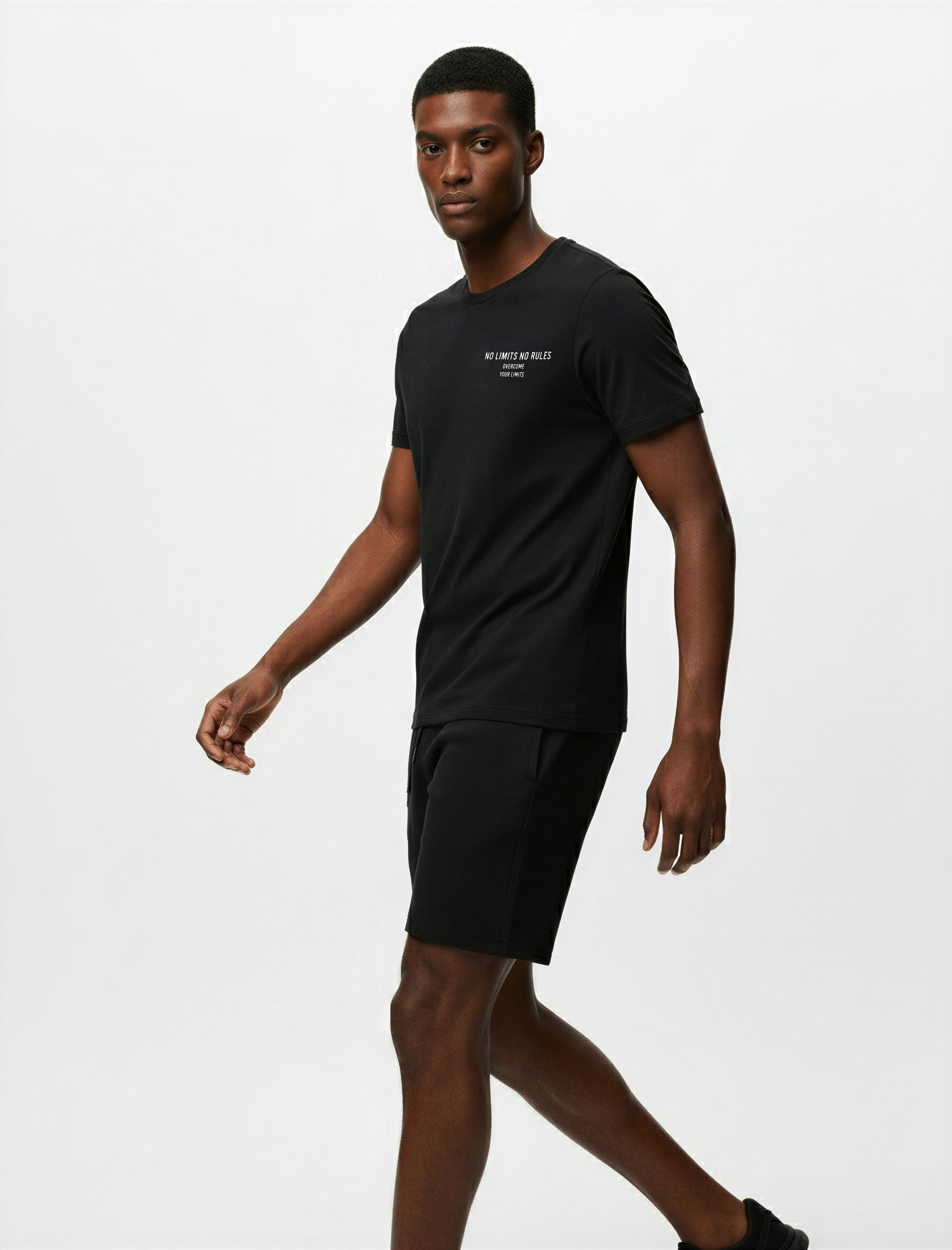   Rahat Kesim Kısa Kollu Baskılı Spor Tişört