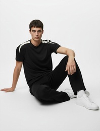 Regular Fit Kısa Kollu Renk Kontrastlı Bisiklet Yaka Spor Tişört