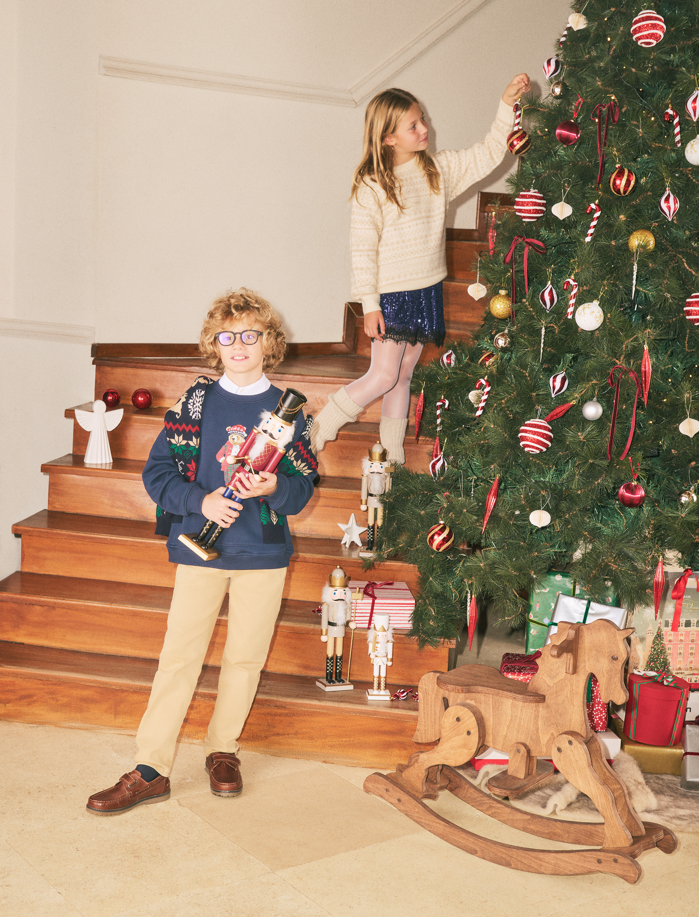  Kız Çocuk Dantel Detaylı Pullu Payetli Mini Yılbaşı Etek