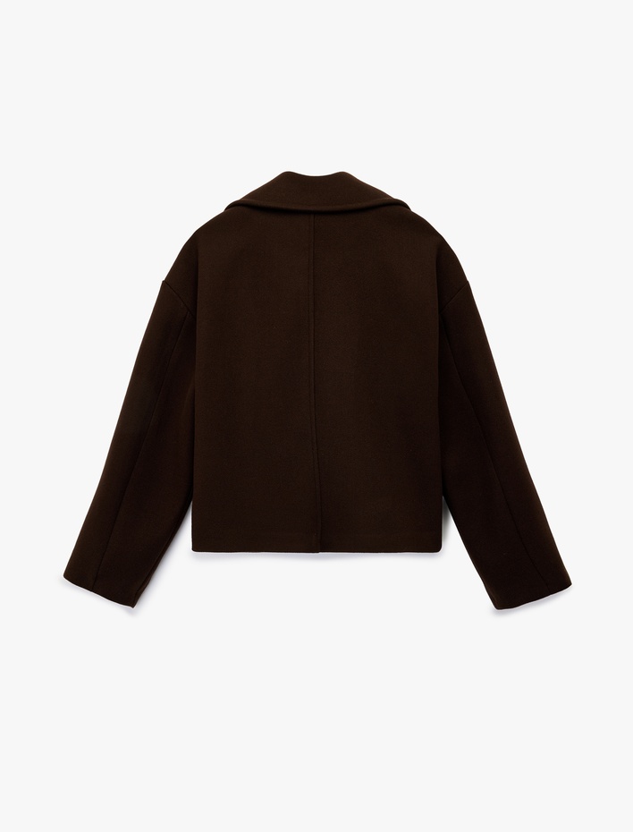  Cepli Kruvaze Uzun Kollu Düğmeli Kısa Kaşe Mont