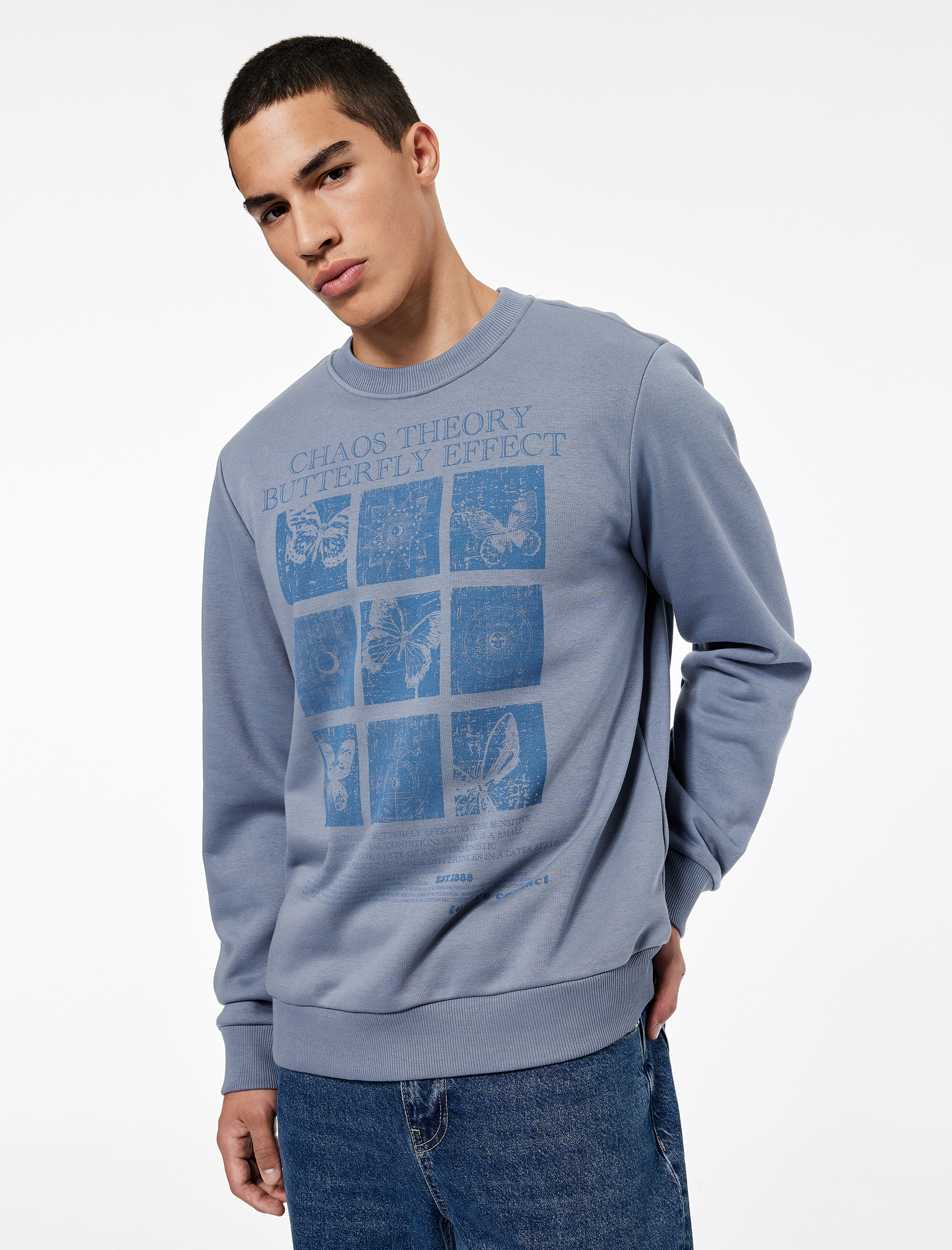   Uzun Kollu Bisiklet Yaka Şardonlu Baskılı Sweatshirt