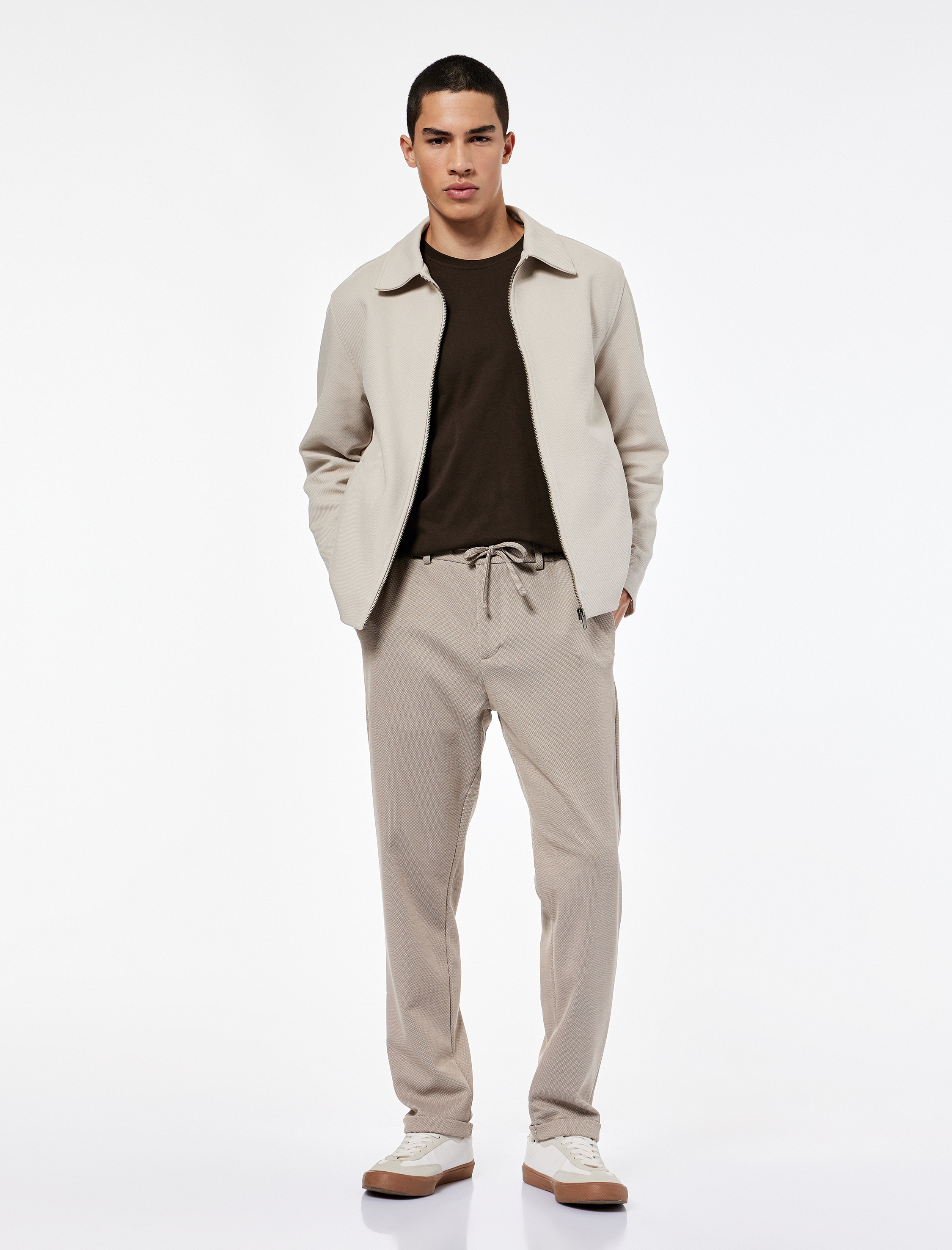   Cep Detaylı Düğmeli Pike Kumaş Beli Bağcıklı Pantolon