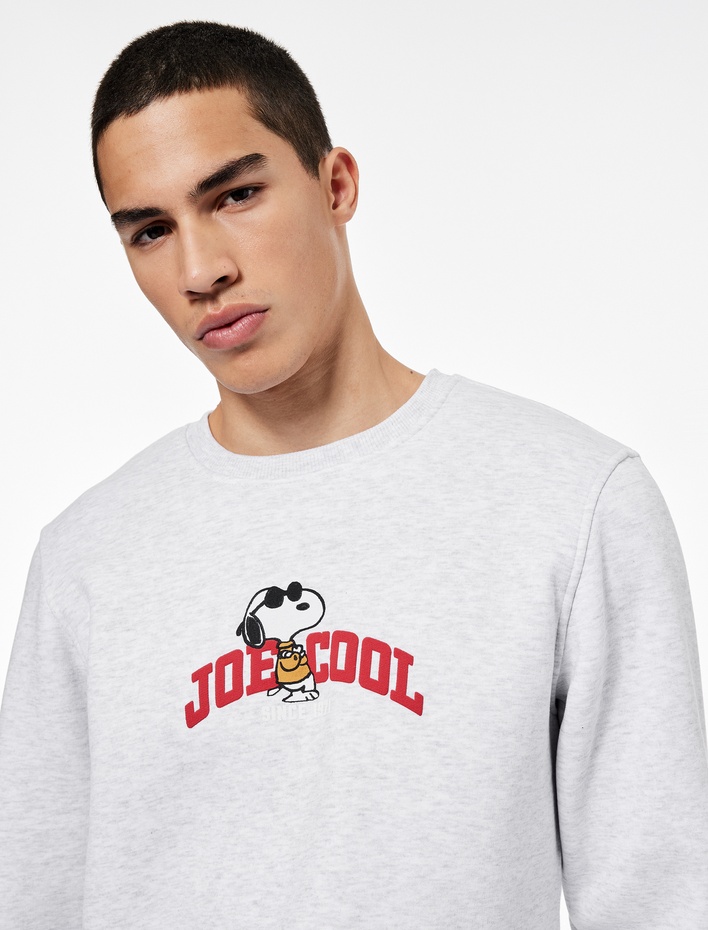  Uzun Kollu Bisiklet Yaka Lisanslı Snoopy Baskılı Sweatshirt