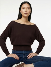 Uzun Kollu Viskon Karışımlı Kayık Yaka Triko Kazak