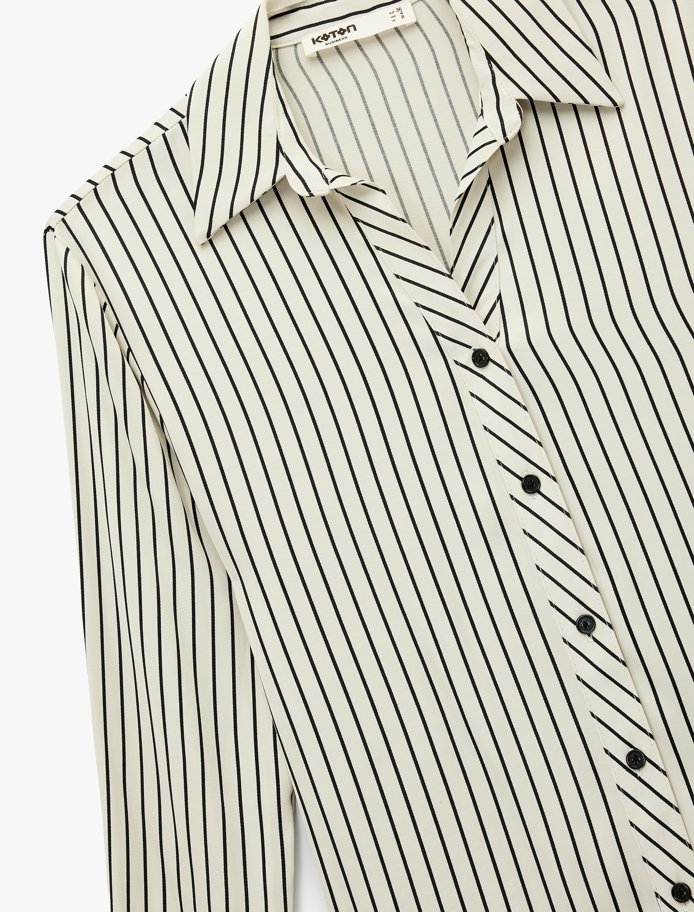   Uzun Kollu Klasik Yaka Düğmeli Viskon Çizgili Gömlek