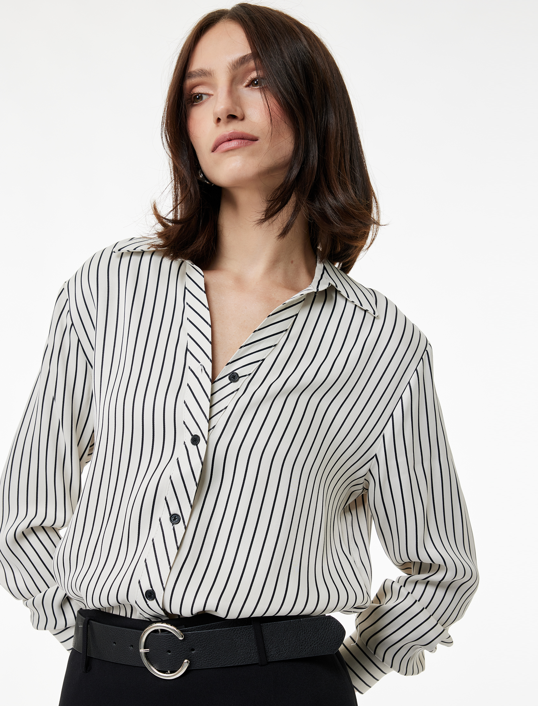   Uzun Kollu Klasik Yaka Düğmeli Viskon Çizgili Gömlek