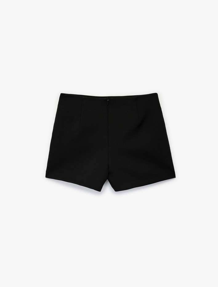  Drape Detaylı Kruvaze Mini Taşlı Şort Etek