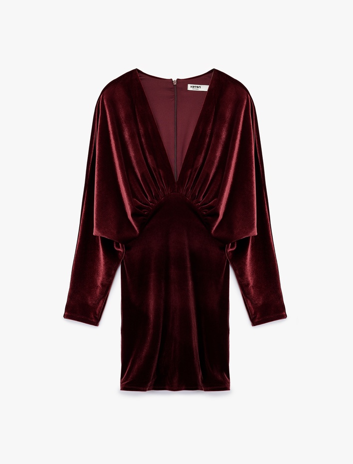  Uzun Kollu V Yaka Drapeli Dökümlü Bodycon Mini Kadife Abiye Elbise