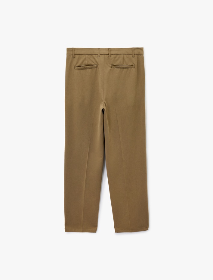  Rahat Kalıp Viskon Karışımlı Cepli Pileli Kumaş Pantolon