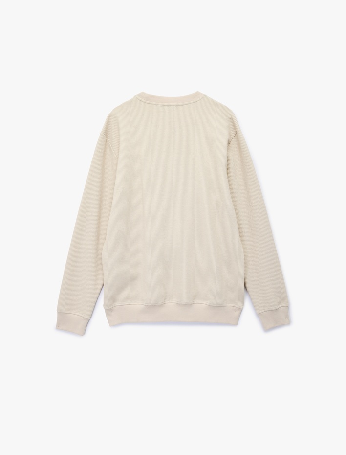  Regular Fit Uzun Kollu Dokulu Basic Bisiklet Yaka Sweatshirt