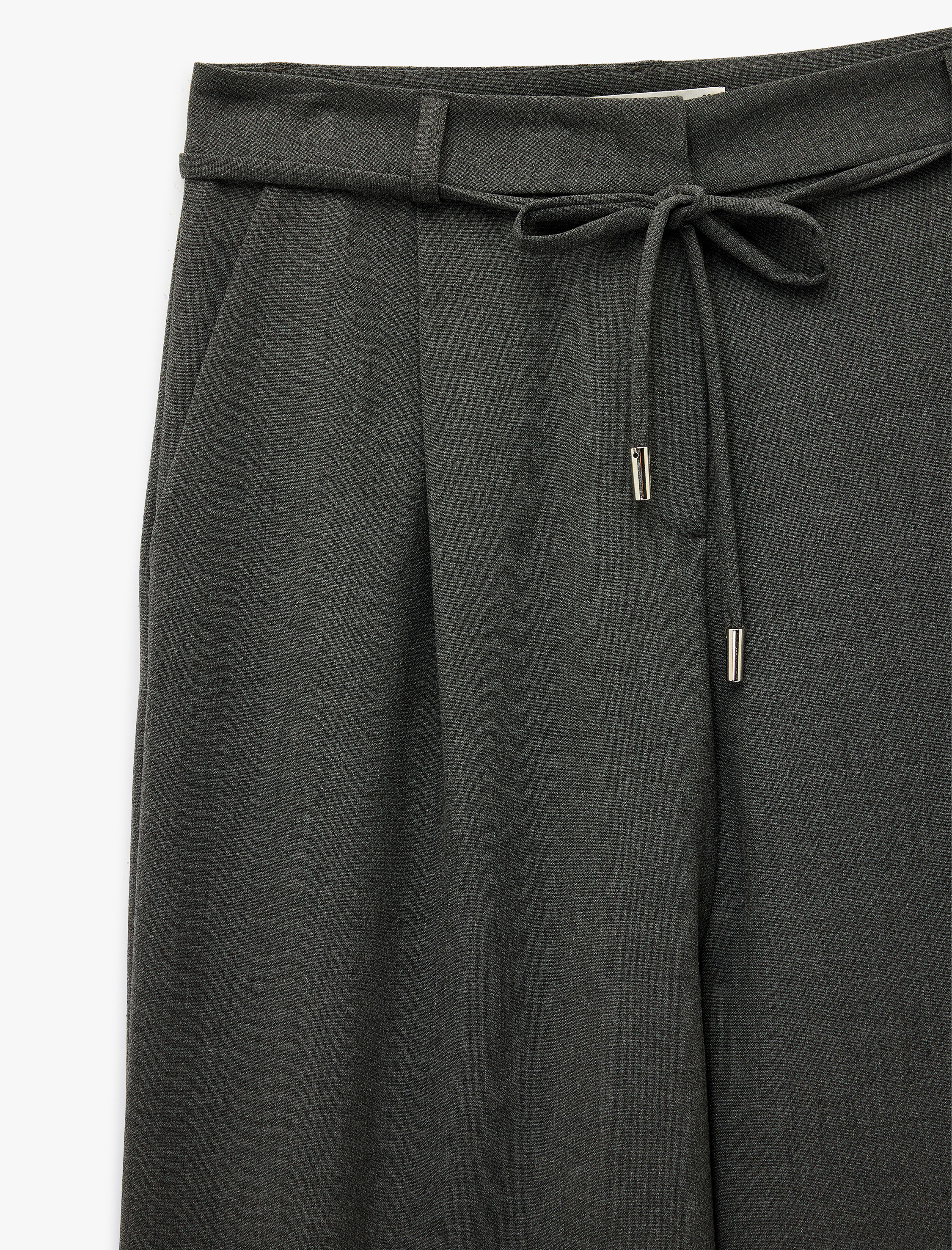   Bağlama Detaylı Cepli Geniş Paça Kumaş Pantolon